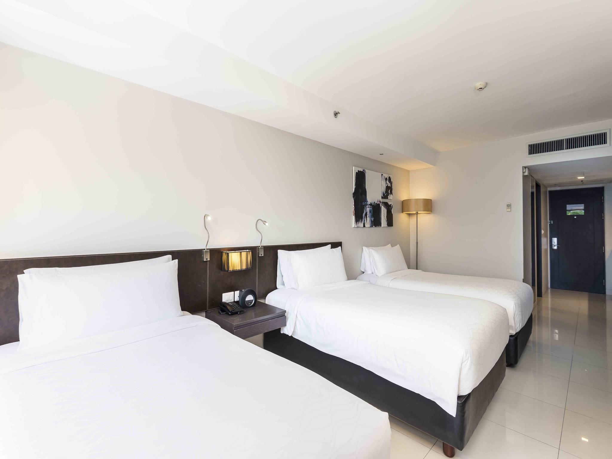 Maitria Hotel Sukhumvit 18 Bangkok - A Chatrium Collection Zewnętrze zdjęcie