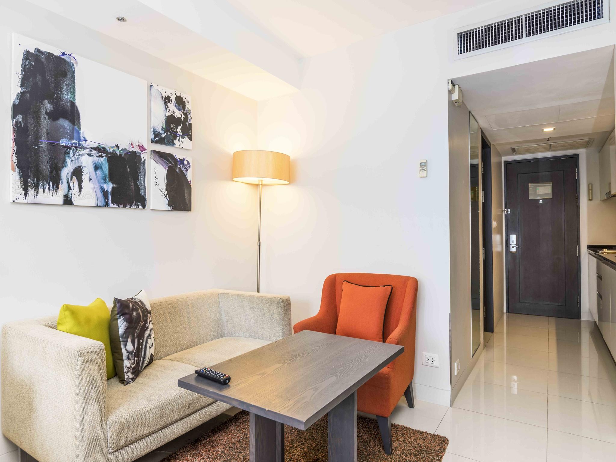 Maitria Hotel Sukhumvit 18 Bangkok - A Chatrium Collection Zewnętrze zdjęcie