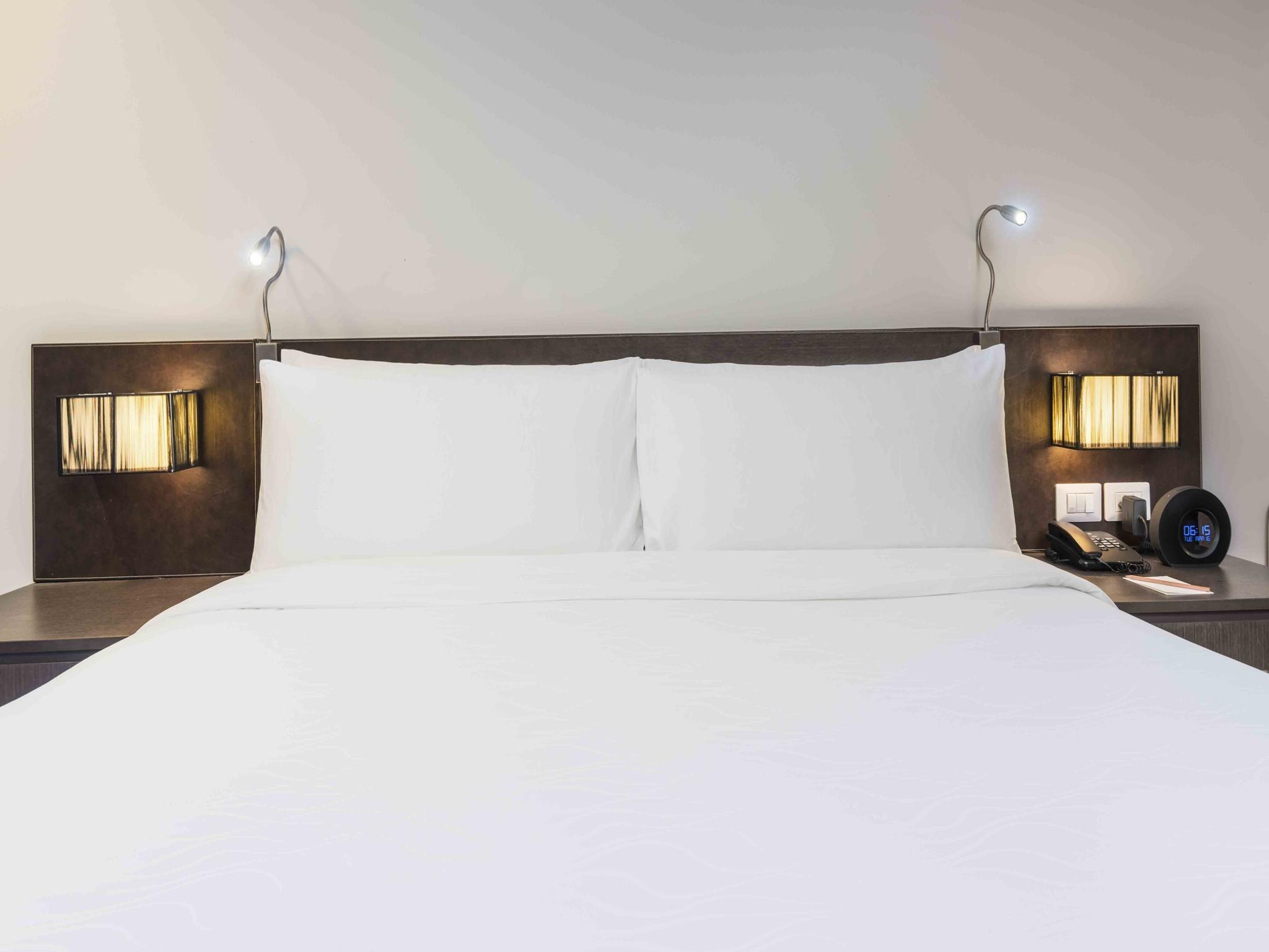 Maitria Hotel Sukhumvit 18 Bangkok - A Chatrium Collection Zewnętrze zdjęcie